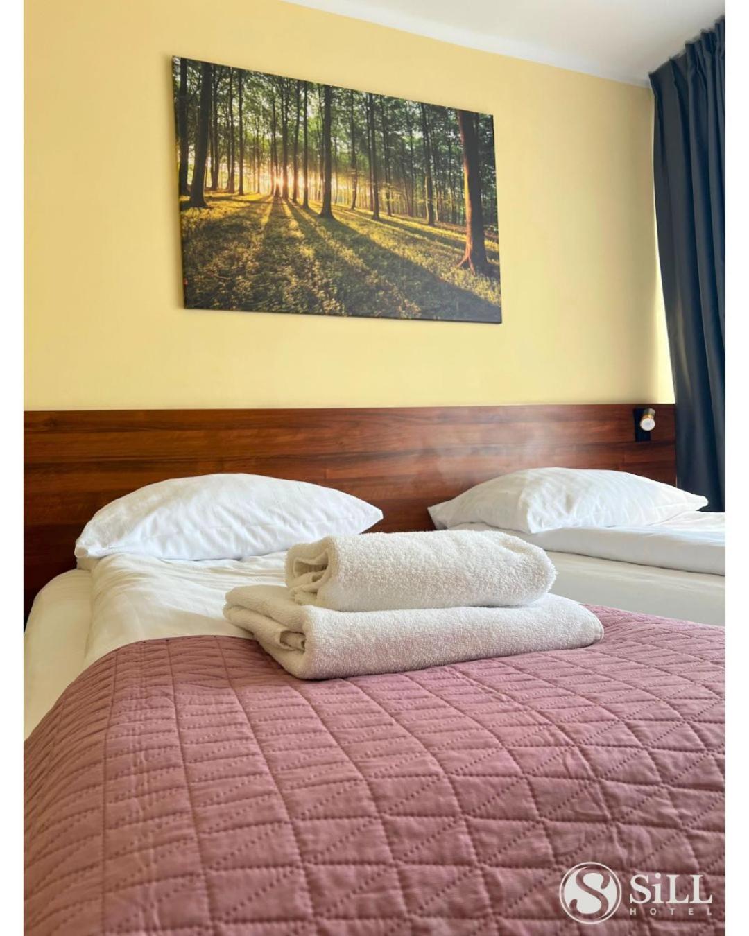 Hotel Sill Kielce Kültér fotó