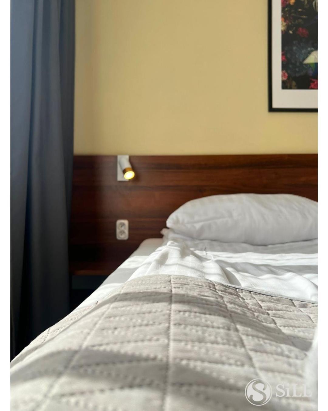 Hotel Sill Kielce Kültér fotó